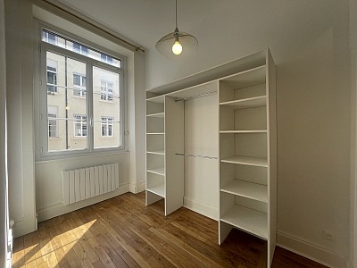 APPARTEMENT T2 A LOUER - LYON 4EME ARRONDISSEMENT Cdt Arnaud-Dumont d Urville - 39.89 m2 - 750€ charges comprises par mois