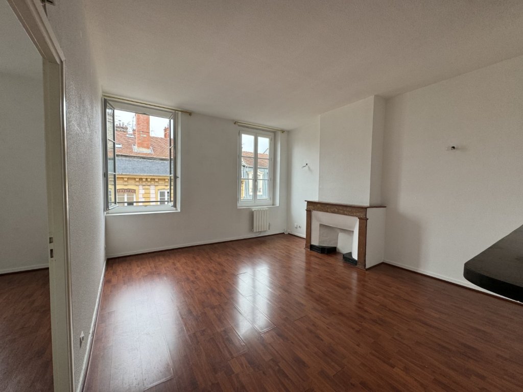 APPARTEMENT T2 A LOUER - LYON 6EME ARRONDISSEMENT Moliere - 51.85 m2 - 920 &euro; charges comprises par mois