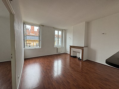 APPARTEMENT T2 A LOUER - LYON 6EME ARRONDISSEMENT Moliere - 51.85 m2 - 920 &euro; charges comprises par mois