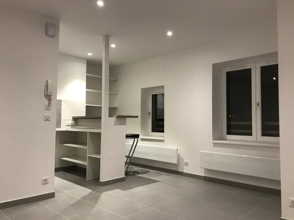 APPARTEMENT T2 A LOUER - LYON 7EME ARRONDISSEMENT Pasteur - 43.68 m2 - 795�&euro; charges comprises par mois