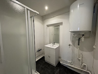 APPARTEMENT T2 A LOUER - LYON 7EME ARRONDISSEMENT Saint-Michel - 43.3 m2 - 712 € charges comprises par mois