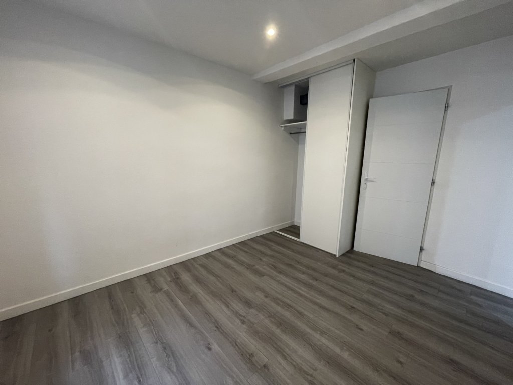 APPARTEMENT T2 A LOUER - LYON 7EME ARRONDISSEMENT Saint-Michel - 43.3 m2 - 712�&euro; charges comprises par mois