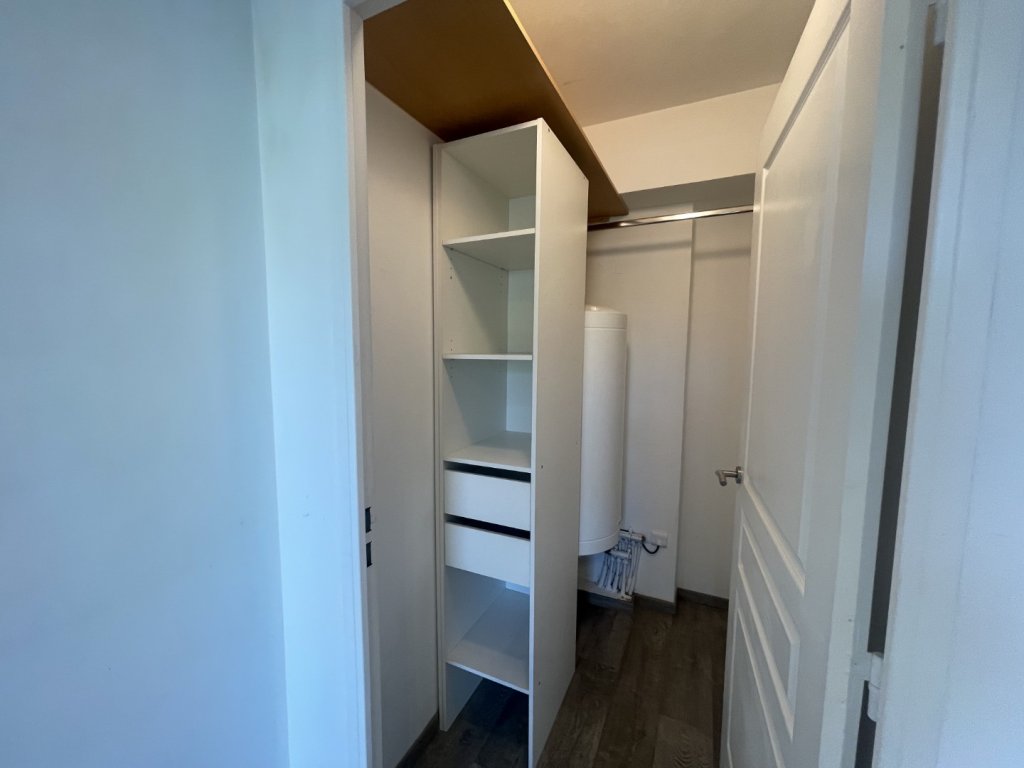 APPARTEMENT T2 A LOUER - LYON 8EME ARRONDISSEMENT Marius Berliet Nord - 46.14 m2 - 739 &euro; charges comprises par mois