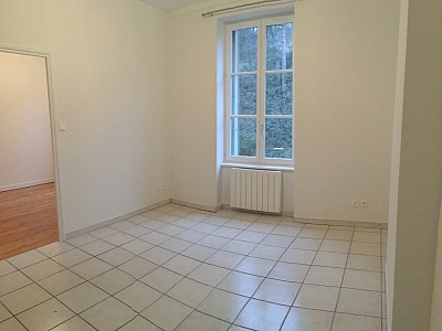APPARTEMENT T2 A LOUER - LYON 9EME ARRONDISSEMENT l Industrie-Le Bourg - 30.54 m2 - 562 &euro; charges comprises par mois