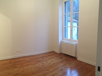 APPARTEMENT T2 A LOUER - LYON 9EME ARRONDISSEMENT l Industrie-Le Bourg - 30.54 m2 - 562 &euro; charges comprises par mois
