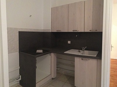 APPARTEMENT T2 A LOUER - LYON 9EME ARRONDISSEMENT l Industrie-Le Bourg - 30.54 m2 - 562 &euro; charges comprises par mois