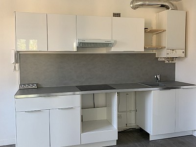 APPARTEMENT T2 A LOUER - NEUVILLE SUR SAONE Centre Bourg - 45.57 m2 - 681 € charges comprises par mois