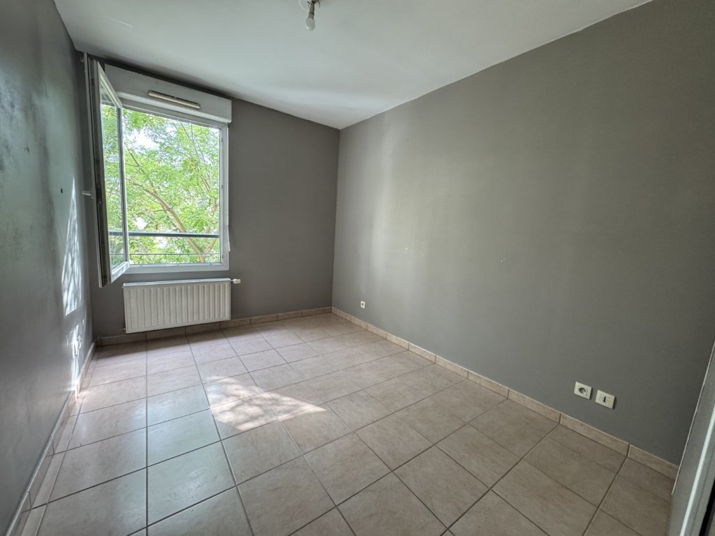APPARTEMENT T2 A LOUER - VENISSIEUX Moulin-a-Vent - 47.77 m2 - 658 &euro; charges comprises par mois