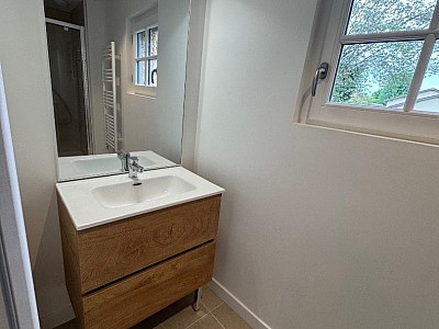 APPARTEMENT T3 A LOUER - ALBIGNY SUR SAONE - 76.25 m2 - 1650€ charges comprises par mois