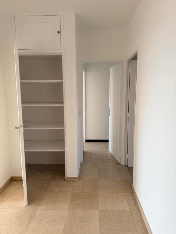 APPARTEMENT T3 A LOUER - CALUIRE ET CUIRE Montessuy-Est - 82.9 m2 - 1�480�&euro; charges comprises par mois