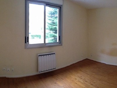 APPARTEMENT T3 - CALUIRE ET CUIRE Cuire-Le-Haut - 76 m2 - LOUÉ