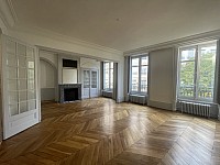 APPARTEMENT T3 A LOUER - LYON 1ER ARRONDISSEMENT Griffon-Royale - 122 m2 - 1 606 &euro; charges comprises par mois
