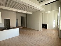 APPARTEMENT T3 A LOUER - LYON 4EME ARRONDISSEMENT Place Croix Rousse-Austerlitz - 107.99 m2 - 1 804 € charges comprises par mois