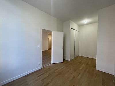 APPARTEMENT T3 A LOUER - LYON 4EME ARRONDISSEMENT Place Croix Rousse-Austerlitz - 68.1 m2 - 1�250�&euro; charges comprises par mois