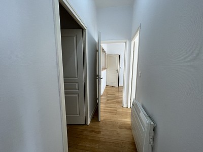 APPARTEMENT T3 A LOUER - LYON 4EME ARRONDISSEMENT Grande Rue-Bertone - 64.02 m2 - 990 € charges comprises par mois