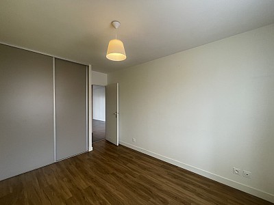 APPARTEMENT T3 A LOUER - LYON 4EME ARRONDISSEMENT Cuire Canuts - 67.55 m2 - 1 435 &euro; charges comprises par mois
