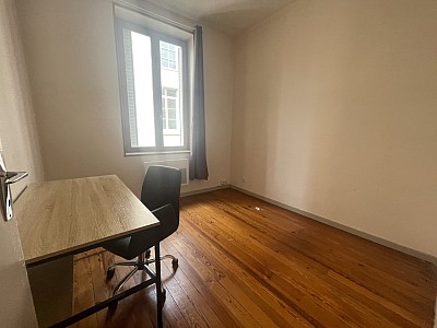 APPARTEMENT T3 A LOUER - LYON 4EME ARRONDISSEMENT Place Croix Rousse-Austerlitz - 46.46 m2 - 689 € charges comprises par mois