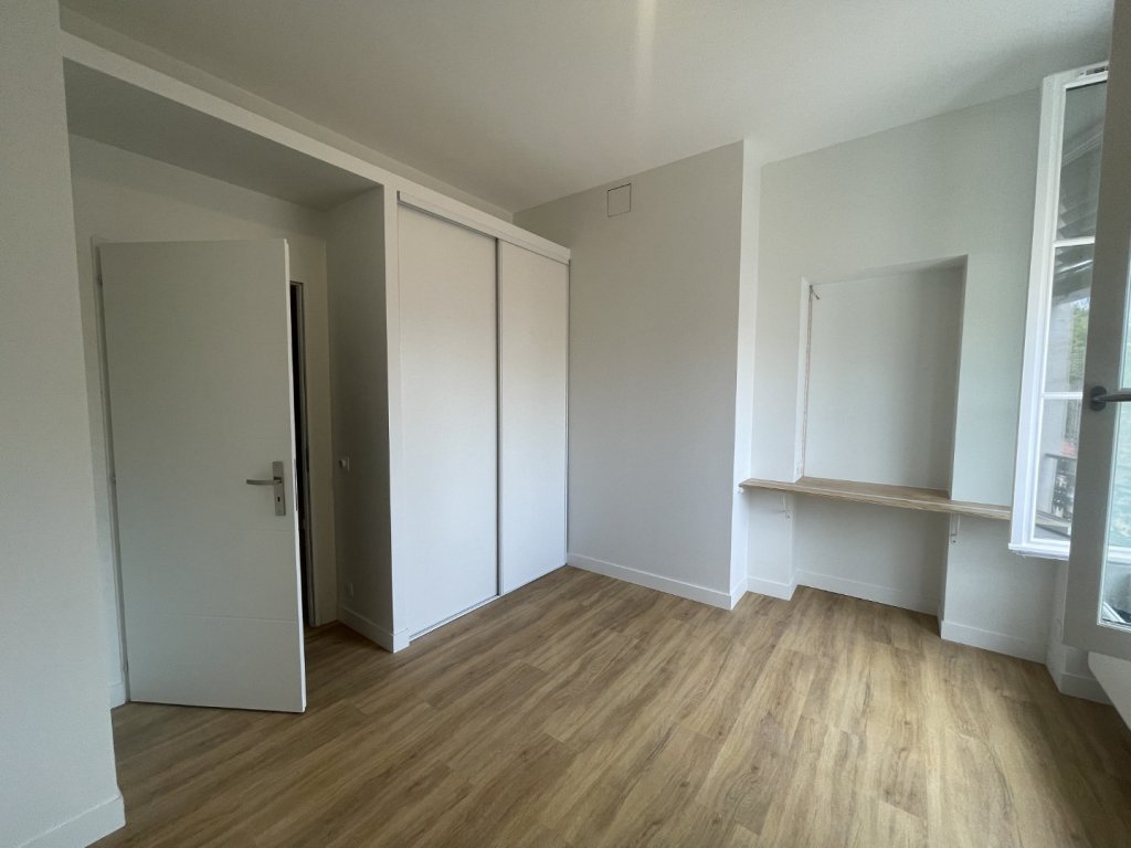 APPARTEMENT T3 A LOUER - LYON 7EME ARRONDISSEMENT Pasteur - 77.86 m2 - 1 380 &euro; charges comprises par mois