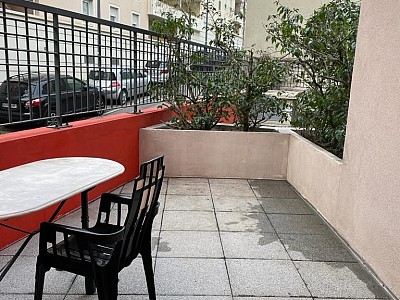 APPARTEMENT T3 A LOUER - NEUVILLE SUR SAONE Centre Bourg - 68.81 m2 - 969€ charges comprises par mois