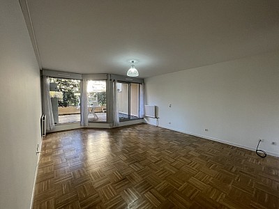 APPARTEMENT T3 A LOUER - VILLEURBANNE Gratte-Ciel - 72.61 m2 - 1100€ charges comprises par mois
