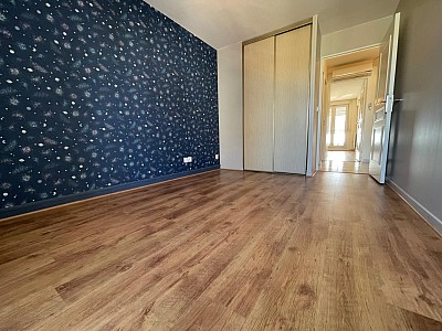 APPARTEMENT T4 A LOUER - LYON 4EME ARRONDISSEMENT Boucle Louis Thevenet - 90.98 m2 - 1 863 € charges comprises par mois