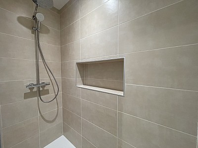APPARTEMENT T4 A LOUER - LYON 4EME ARRONDISSEMENT Mairie-Tabareau - 93.24 m2 - 1 590 € charges comprises par mois