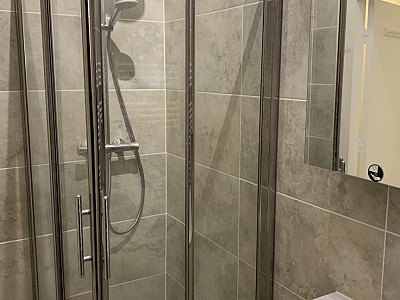 APPARTEMENT T4 A LOUER - LYON 4EME ARRONDISSEMENT Place Croix Rousse-Austerlitz - 93 m2 - 1422 € charges comprises par mois