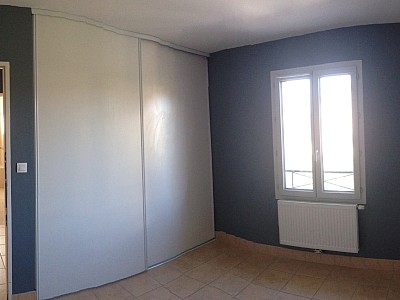 VILLA A LOUER - MONTANAY - 187.88 m2 - 2 089 &euro; charges comprises par mois